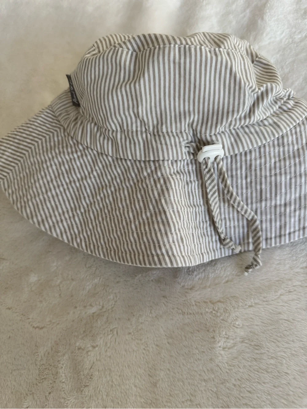 Classic Ami & Li Toddler Sun Hat in Grey and White Stripe
